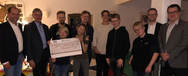 Schützen spenden 2500 Euro