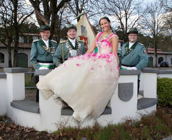 Bürgerschützen in Bad Lippspringe feiern Ball der Königin