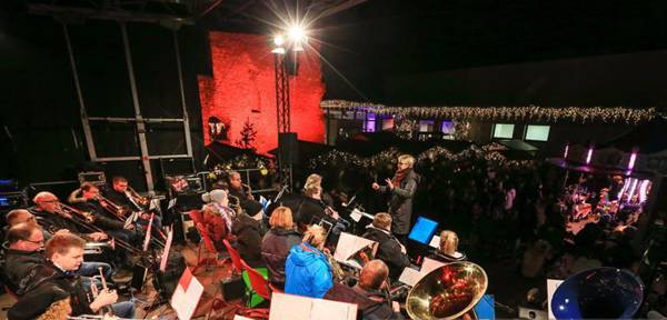 Advent an der Burgruine